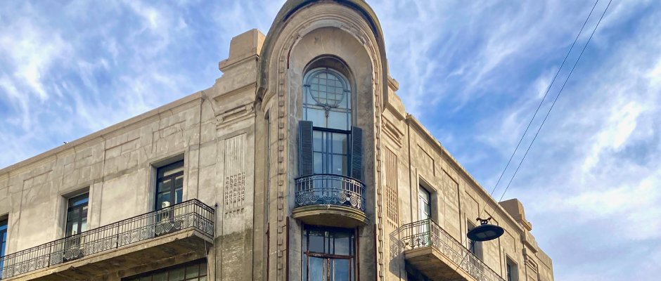 Vení y aprendé español en el barrio histórico de Montevideo.