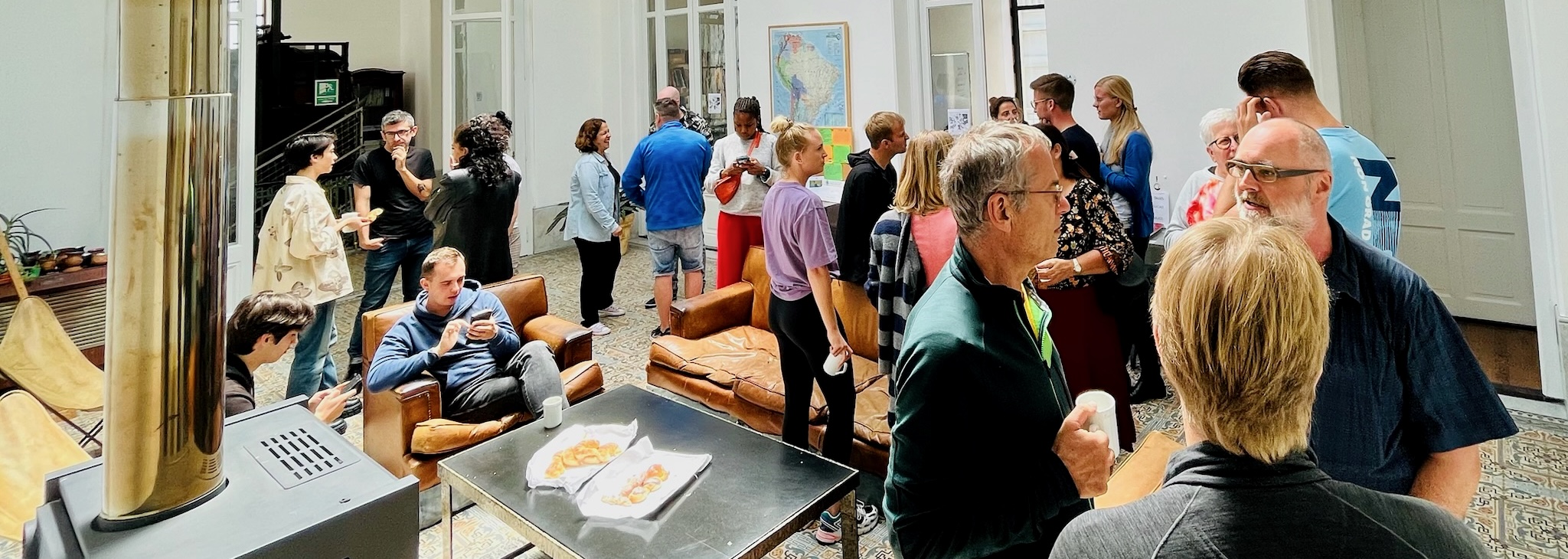 Break between Spanish classes at Academia Uruguay with students